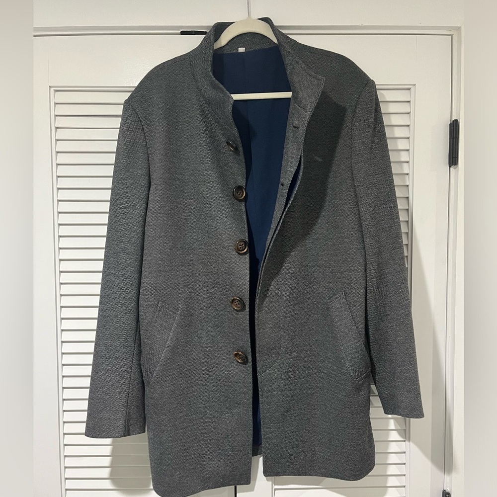 State and Liberty Men’s size XL overcoat